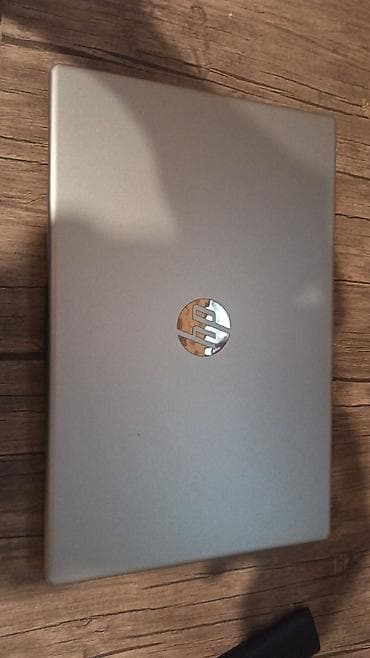 TV və video: HP noutbuk - Gümüşü rəngdə, nazik çərçivəli ekranlı korpus - — 3