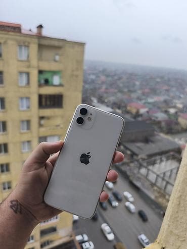 iphone 17 pro qiymət: IPhone 11, 128 GB, Ağ, Face ID — 1