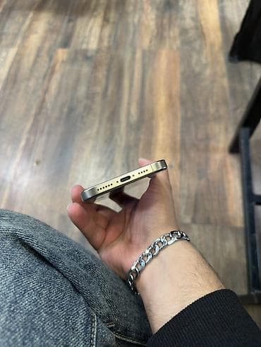 ipad mini 6: IPhone 15 Pro, Natural Titanium — 6