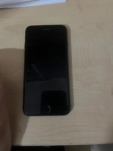 ikinciel iphone: IPhone 8, 64 GB, Qara, Barmaq izi — 2