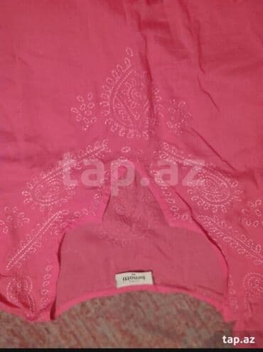 женские футболки и майки в полоску: Koftalar cox az geyinilib 10 manat — 2