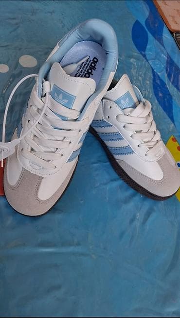 gozel donlar: Qadın, kişi üçün krasofka, çox rahat krasofkadı, ayaqda çox gözəl — 3