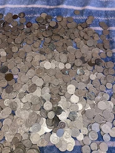 Məhsul: Sovet dövrünə aid xırda metal pullar toplusu Təsvir: - Böyük — 4