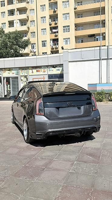 приус 30 кузов: Toyota Prius (ZVW30) hibrid hetçbek - Rəng: tünd boz (metallic) - — 7