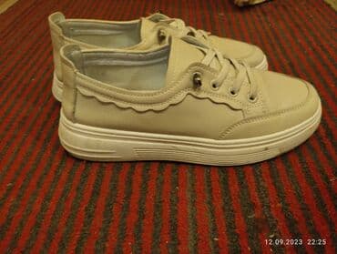 велосипеды 24 дюйма: Размер: 36, цвет - Белый, Б/у — 4