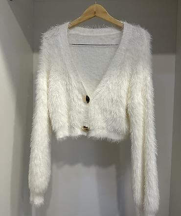 ag jaket: Ağ rəngli qısa kardiqan standart bedendir s/m/l olur - Yumşaq, tüklü — 1