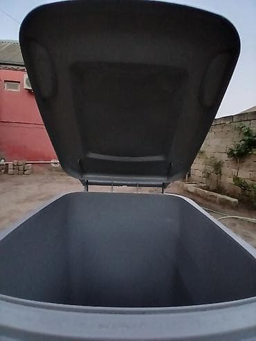 Tullantı qabları: Brend: Goodbin zibil qabı lazım olmadıqı üçün satılır real alıcı — 2