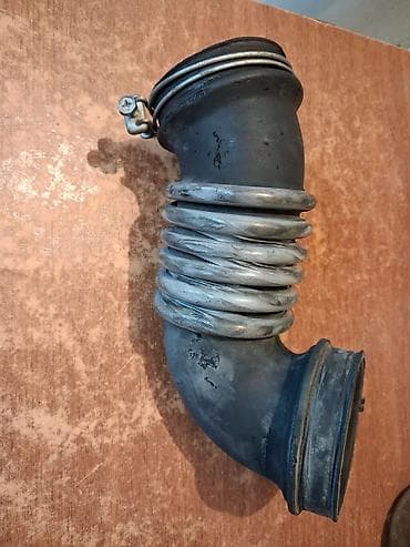 Mitsubishi: Mitsubishi avtomobilləri üçün ehtiyat hissələri paketi Tərkib: - — 3