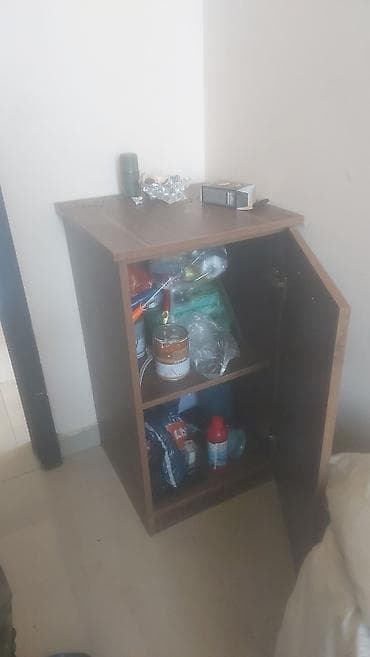 Ofis mebeli dəsti - İş masası: Sağ tərəfdə 3 çekmecəli, ağac — 3