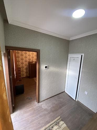 upd heyet evleri: Ev balaca bir otaqdan ibaret quxnasi ayri evdir wifi var su qaz isiq — 4