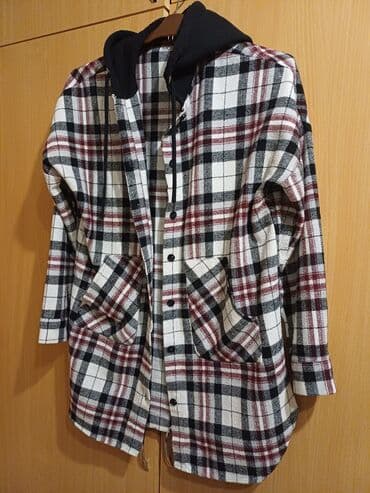 uzun qadın kardiqanları: Qadın üçün flanel jaket (qışlıq köynək-kurtka) - Naxış: ağ-qara-bordo — 1