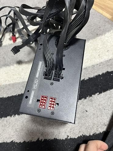 komputer notebook: Zalman GVM Series ZM1000-GVM kompüter güc bloku - Güc: 1000W - — 4
