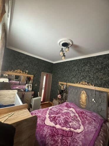 şeki satışda olan evlər: Binəqədi qəs. 5 otaqlı, 150 kv. m, Kredit var, Orta təmir — 20