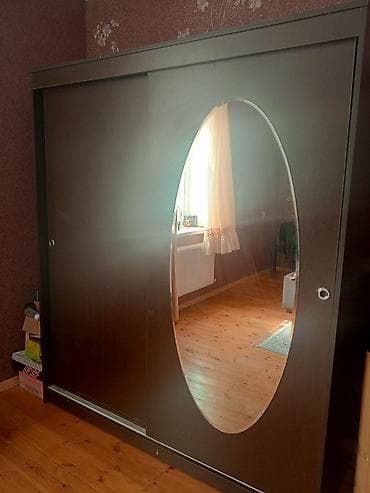 metbex dolab: Sürgülü qapılı dolab - Material: tünd qəhvəyi rəngli laminat/MDF — 3