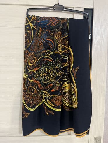 hermes: Платок Hermes. Оригинал. Размер 130см*135 см. Шерсть. Можно носить — 8