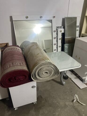 desmal desti: Gözəllik/saç salonu üçün mebel dəsti Tərkib: - Vizaj masası: geniş — 7