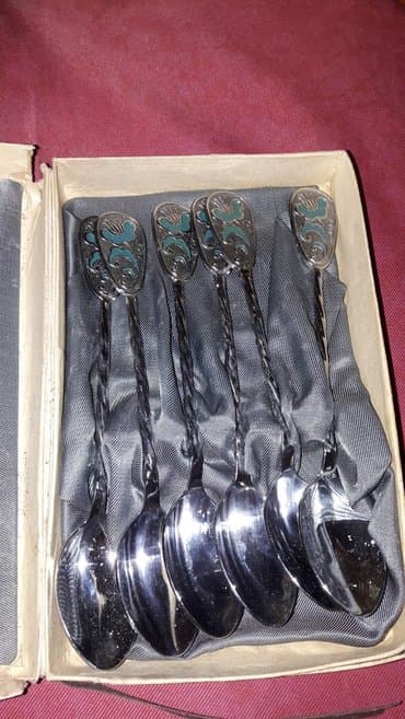 qaşıq dəsti: Qasiq. Entiqdir . Smse cavab verilmir suali olan zeng etsi — 4