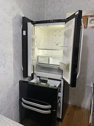 iphone 16 adapter original: Yeni 3 qapılı Hotpoint Ariston Soyuducu Satılır, rəng - Qara, Dispenserli — 2