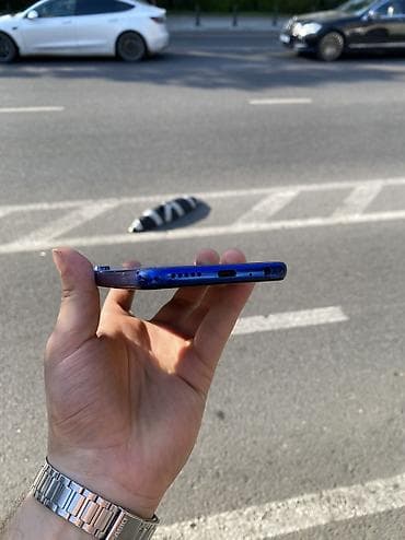xiaomi miband: Xiaomi Mi 8, 32 ГБ, 
 Face ID — 4