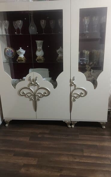 qab şkafı: İşlənmiş, Dolab — 1