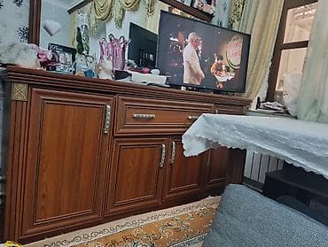 Qonaq otağı üçün klassik mebel dəsti - Material: ağac fakturalı