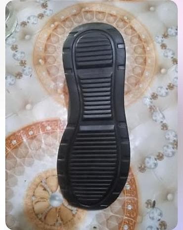 Qara rəngli idman üslublu ayaqqabı cütü - Üst material: sintetik