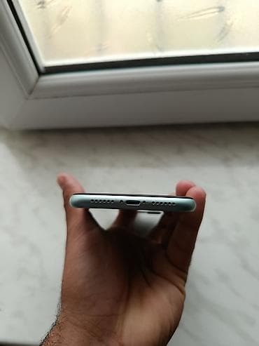 ps4 oyun kolu: IPhone 11, Yaşıl, Face ID — 5