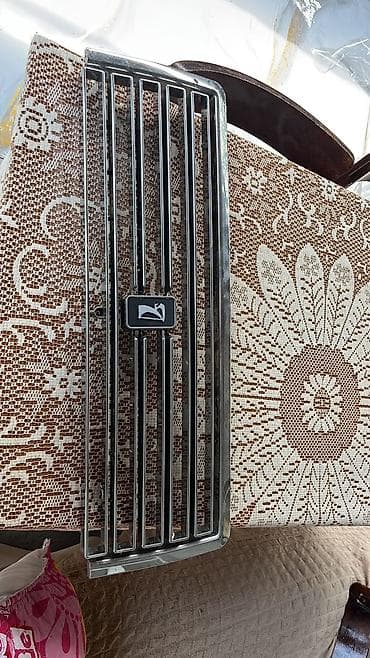Oblisovkalar, barmaqlıqlar: VAZ (LADA) 2207, Rusiya — 1