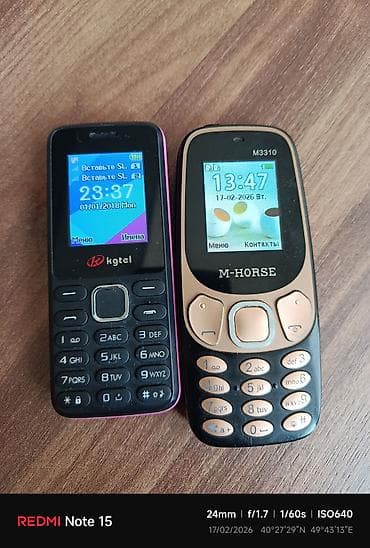 Satılır: 2 ədəd düyməli mobil telefon birinin qiymetidi 10 azn