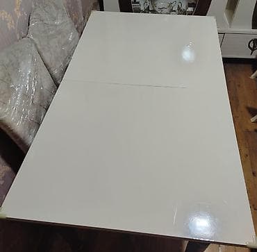 Qonaq masası, İşlənmiş, Açılan, Dördbucaq masa lalafo.az -da Qonaq masası, İşlənmiş, Açılan, Dördbucaq masa