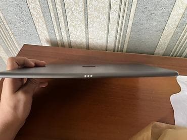 Apple iPad (Space Gray) planşeti - Model: iPad (Wi‑Fi), Home düyməli — 2