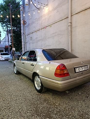 Mercedes-Benz C-Sinfi sedan (W202) - Kuzov: 4 qapılı sedan lalafo.az -da Mercedes-Benz C-Sinfi sedan (W202) - Kuzov: 4 qapılı sedan