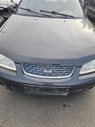 Nissan sedan – ehtiyat hissələri satılır Mühərrik və ötürmə: -