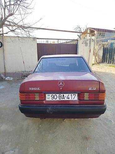 disk r15: Mercedes-Benz 190 (W201): 2 l | 1992 il Sedan — 2