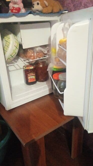 Kompüter, noutbuk və planşetlər: Hoffmann mini soyuducu - Rəng: ağ - Kompakt masaüstü dizayn – ofis — 2