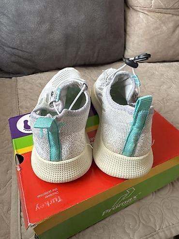 Цвет - Серый Кроссовки, Размер: 35, Для девочек