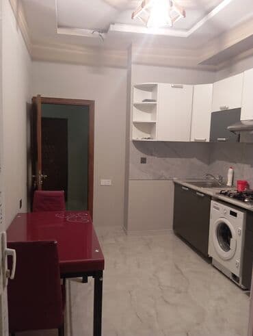 Cennetpark.Aşagi Güzdək . tam yaşayiş olan binada her şeraiti olan