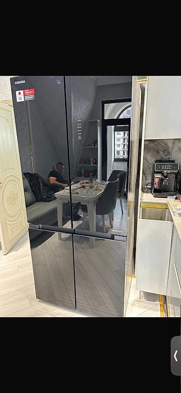 mini bar soyuducu: Yeni 4 qapılı Toshiba Soyuducu Satılır, rəng - Qara — 1