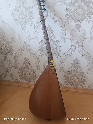 Musiqi alətləri: Saz – klassik Azərbaycan xalq çalğı aləti - Korpus: təbii ağacdan — 4