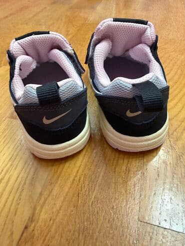 qiz usagi ucun ayaqqabilar: Krossovka, Qız üçün, 22, Nike — 2