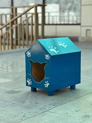 Mavi rəngdə taxta pişik evi - Material: möhkəm ağac əsaslı