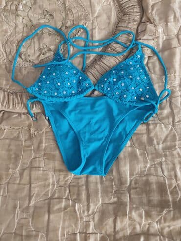 детские спортивный купальник: Ayrı ayrı 1 ədədi 15 AZN İki ədəd 30azn iki hissəli bikini dəsti çox — 2