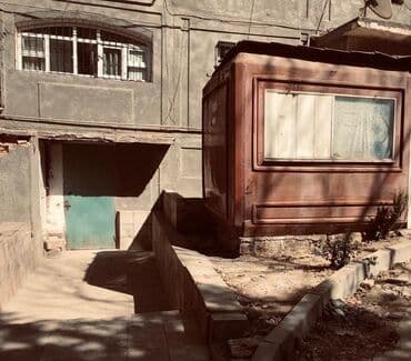 konteynerdən mağaza: 7.29 m² Sökülə bilən Kabin Qırmızı Marlboro Köşkü Mühafizə Köşkü — 2