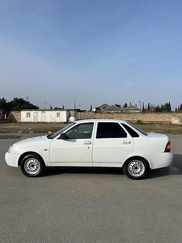 turbo traktor az: VAZ (LADA) Priora: 1.6 l | 2012 il 380000 km Sedan — 6