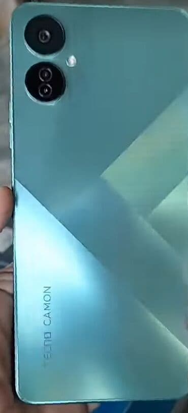 Tecno Camon, rəng - Yaşıl