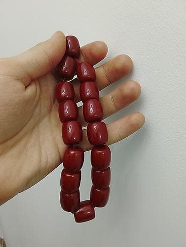 qizil satis: Təcili satılır Kəhraba Təsbeh. özünə məxsus təbii iyi var.real alıcı — 1