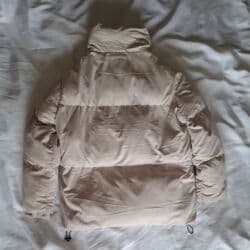 gödəkçələr: New York'enden alınıb bədəni uymur deyə satılır, ləkəsi yoxdur. Real — 2