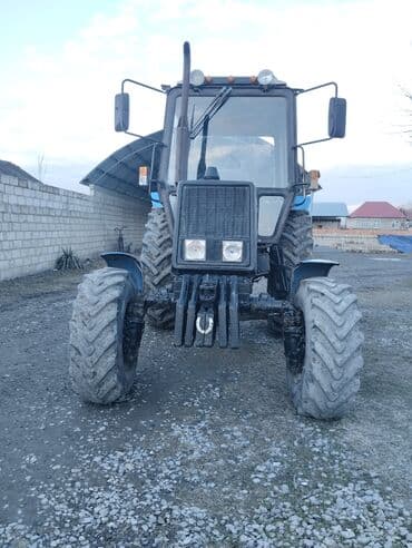 maşın təkər: Belarus 892 traktor - Güclü dörd silindrli dizel mühərrik, yüksək — 7