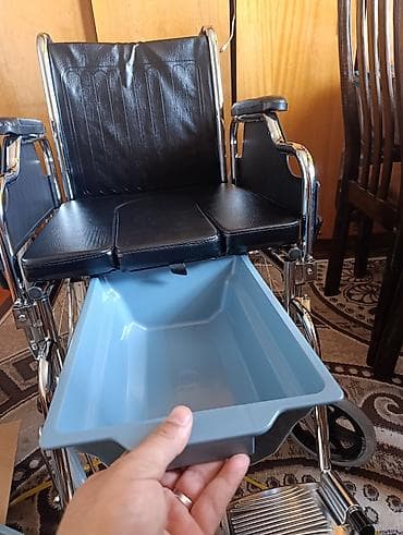 matorlu araba: Tualet funksiyalı əlil arabası (Commode Wheelchair). Pasiyentlərin — 6