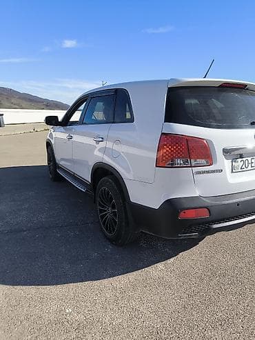 niva satisi: Kia Sorento: 2 л | 2011 г. Кроссовер — 7